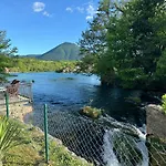 Hotri House On The River Island Ripac