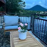 Hotri House On The River Island Ripac