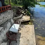 Hotri House On The River Island 빌라 *