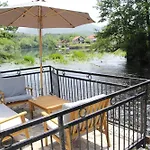 Hotri House On The River Island 빌라 *