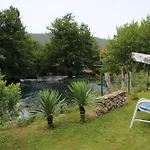 Hotri House On The River Island 빌라 *