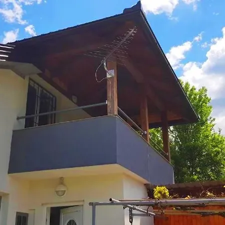 Hotri House On The River Island Villa *