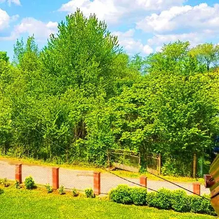 Hotri House On The River Island فيلة *