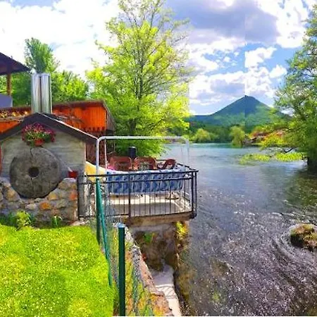 Villa Hotri House On The River Island *
