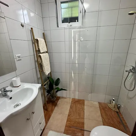 Hotri House On The River Island فيلة Ripac