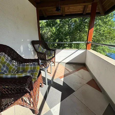 Hotri House On The River Island Villa Ripac