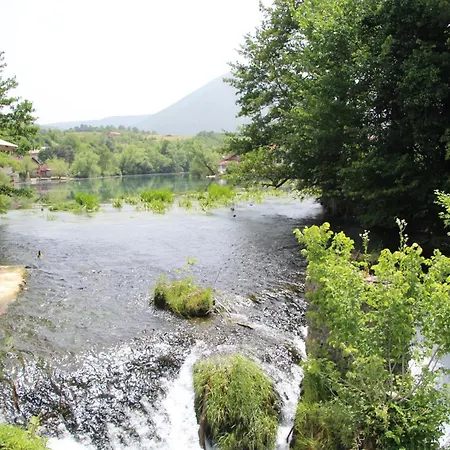 Hotri House On The River Island