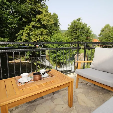 Villa Hotri House On The River Island