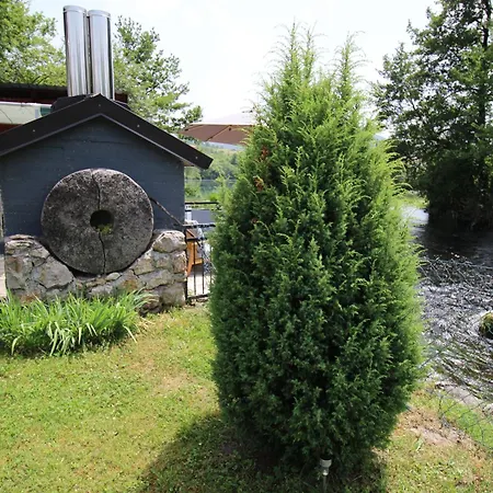 Hotri House On The River Island * Ripac