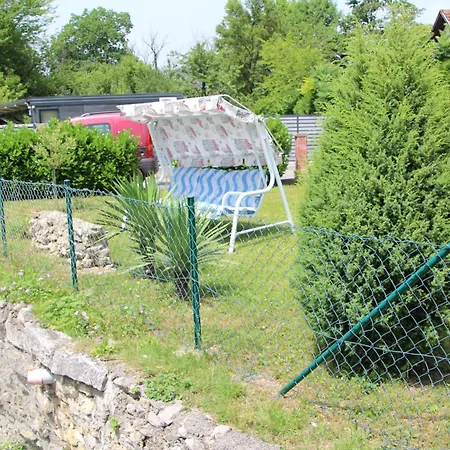 Hotri House On The River Island Ripac