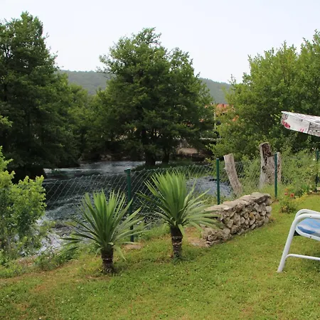 Hotri House On The River Island فيلة *