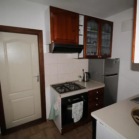 فيلة Hotri House On The River Island