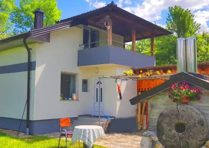 וילה Hotri House On The River Island