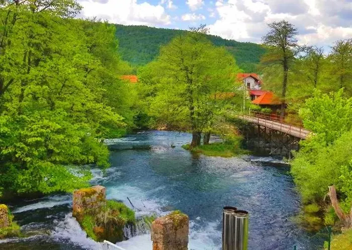 Hotri House On The River Island *