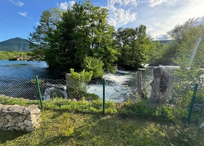 Hotri House On The River Island *