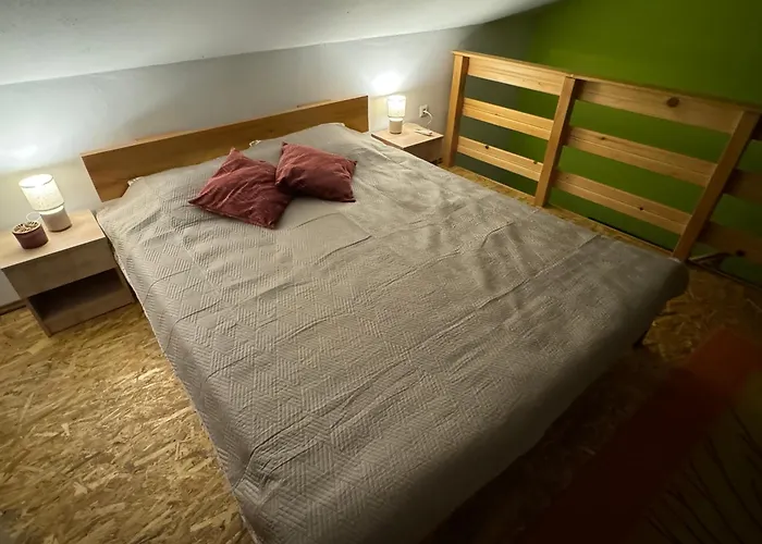 Hotri House On The River Island * Ripac