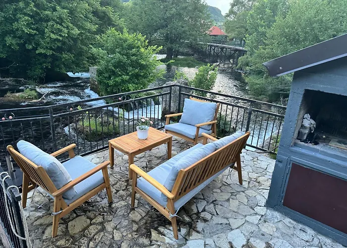 Hotri House On The River Island Βίλα *