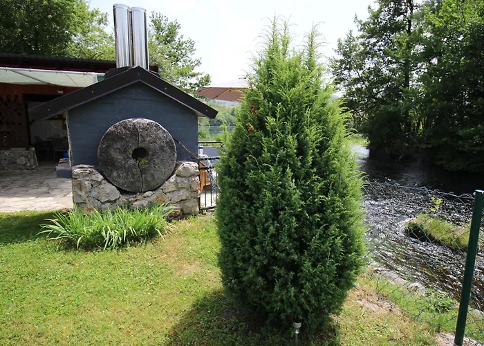 Hotri House On The River Island * Ripac